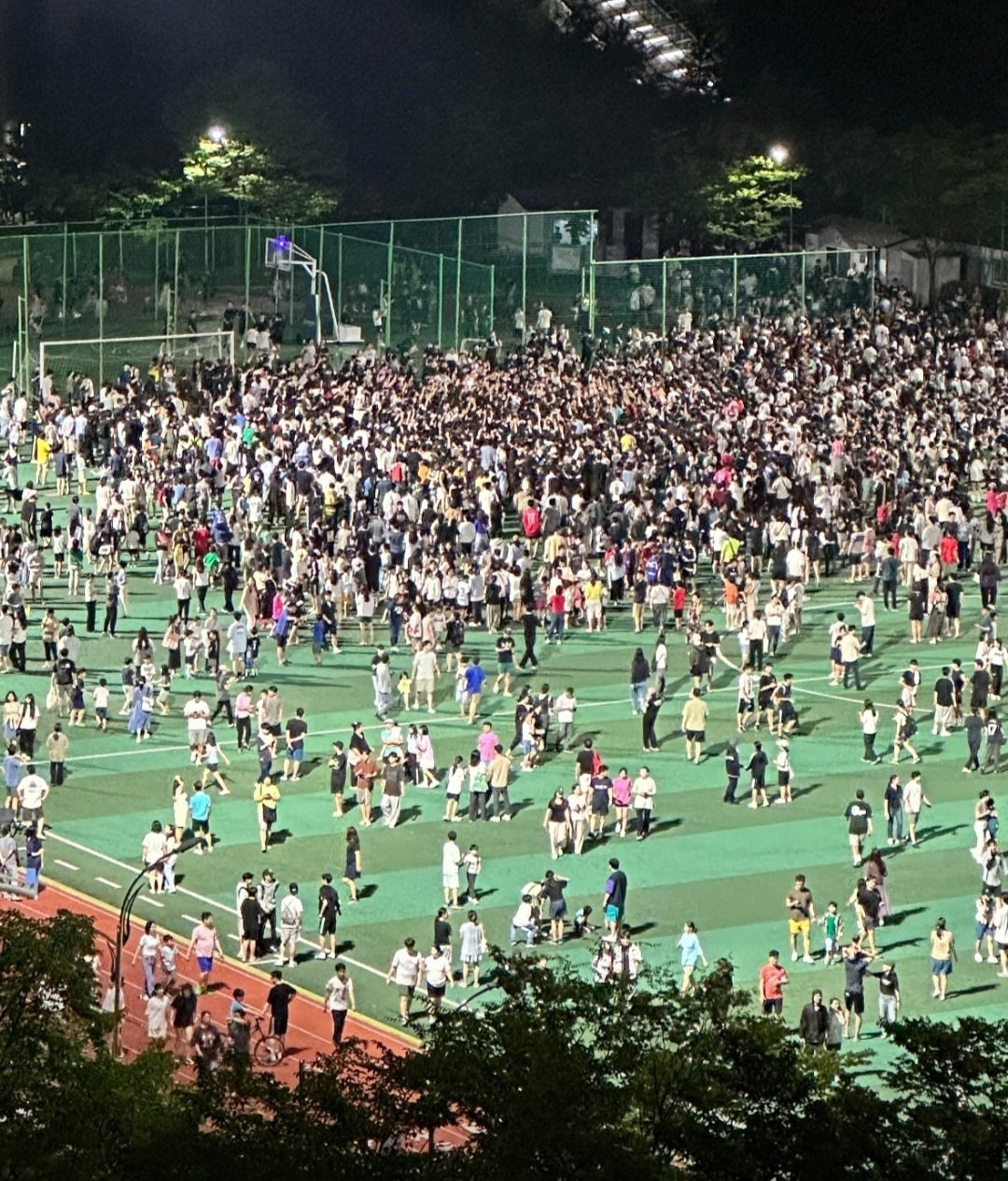 개판났던 손흥민 조축ㄷㄷ