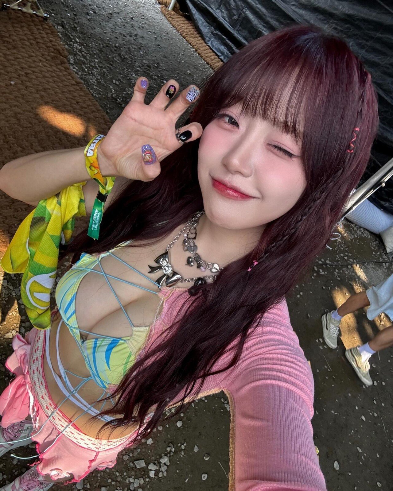ㅇㅎ?) 워터밤 마친 시그니처 지원 어제 인스타