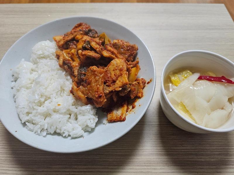보배 아재의 독거 중년 밥상