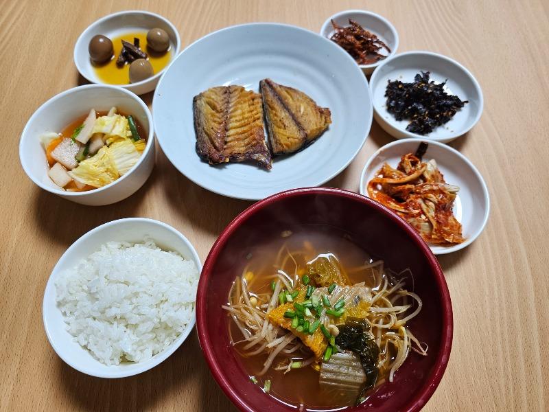 보배 아재의 독거 중년 밥상