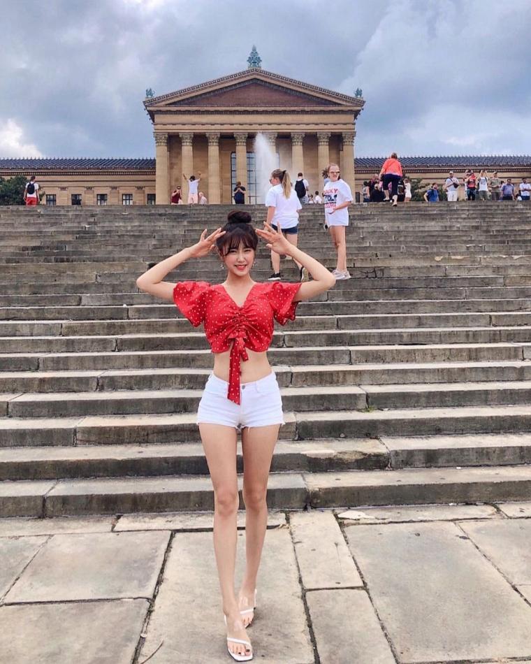 안지현