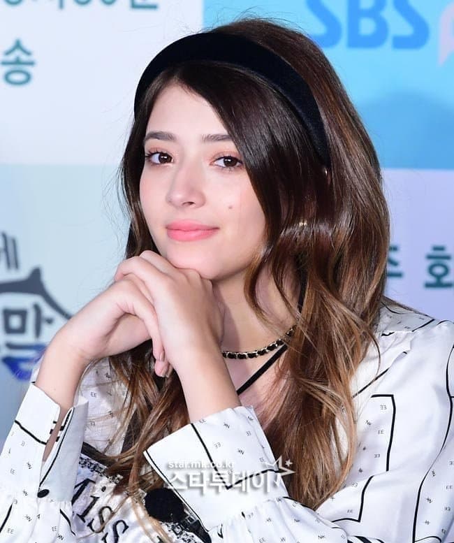 미스 이집트녀에 한국식 화장을 한 결과