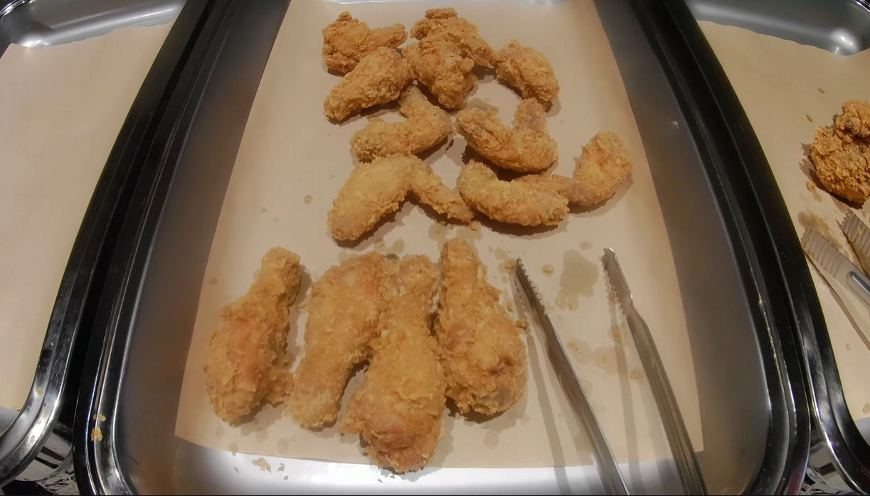 전국 최초 BBQ 치킨뷔페 시작 ㅋㅋㅋㅋ