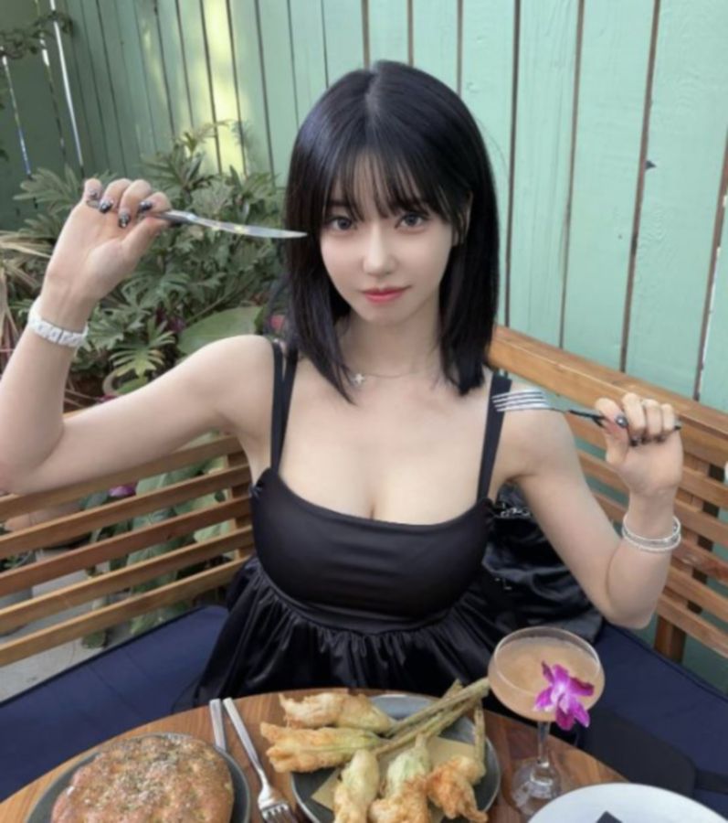 과즙세연 김갑주 겨우디 송하나 불여시 김시원.jpg