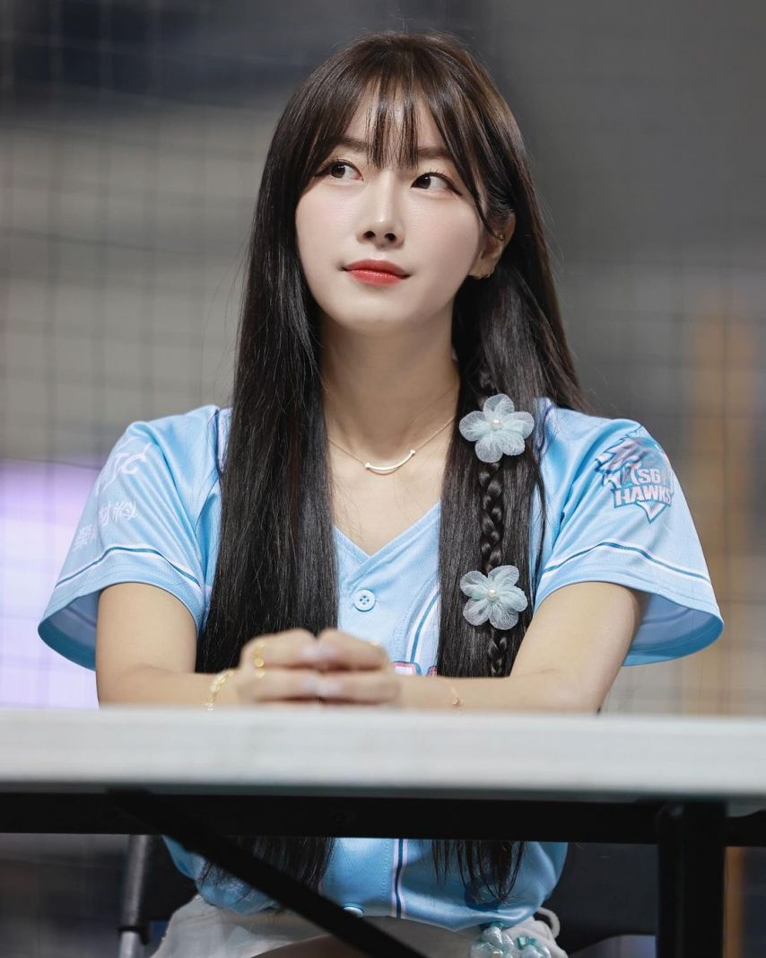 안지현