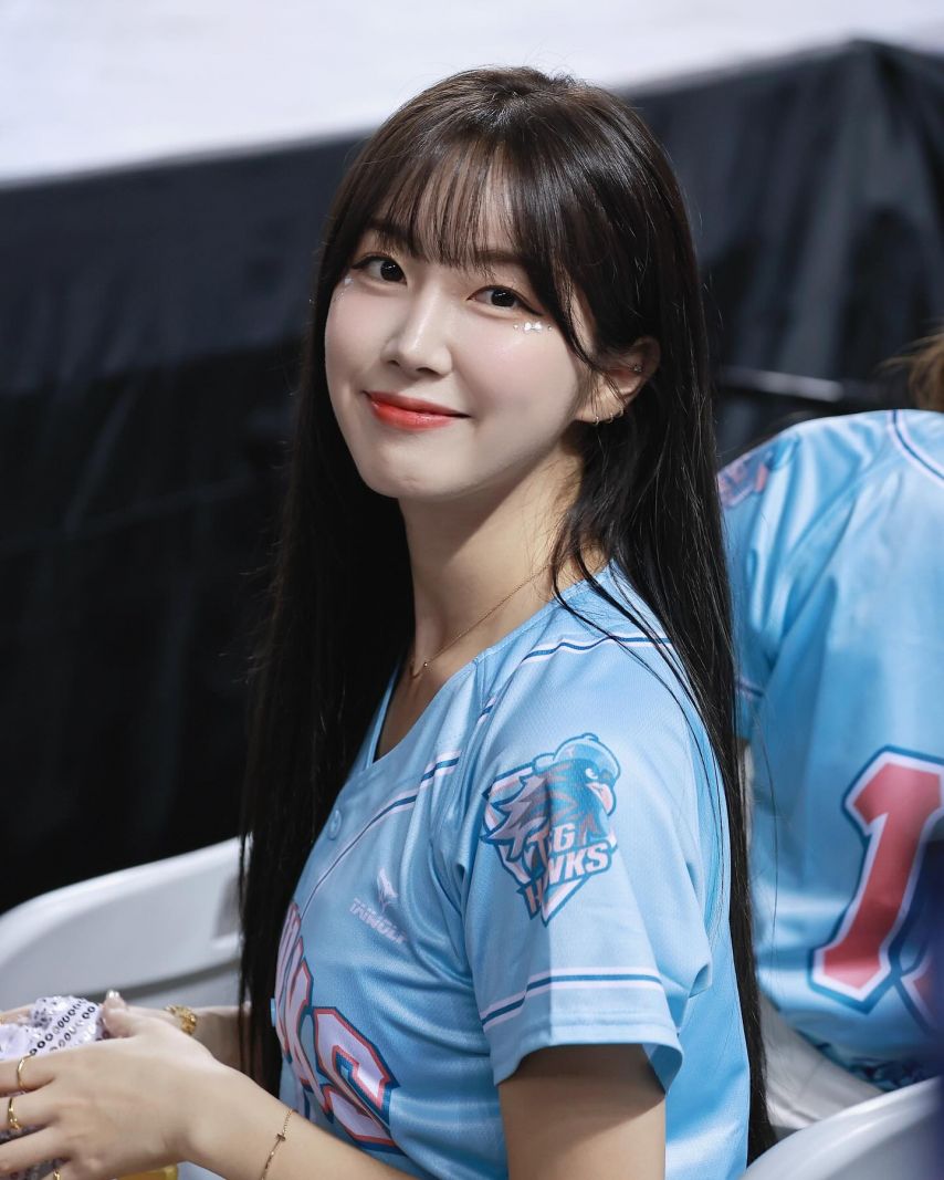 안지현
