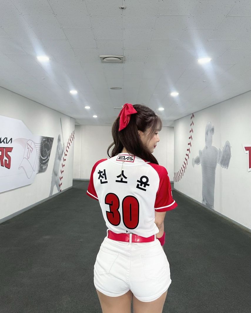 천소윤