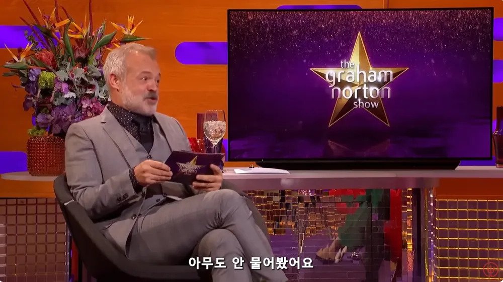 스칼렛 요한슨이 노브라노팬티로 찍었다는 장면