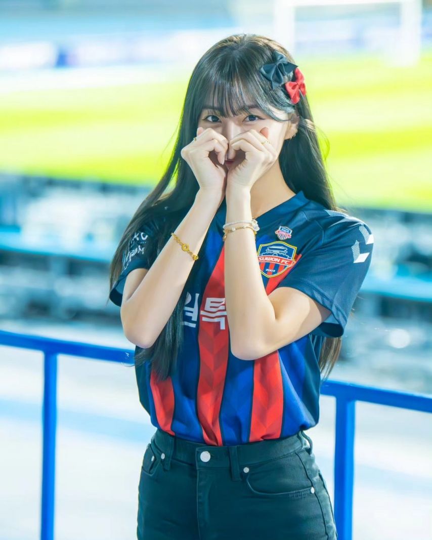 안지현