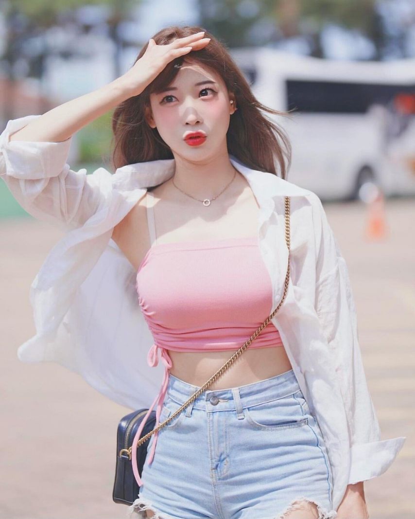 김한나 출근룩