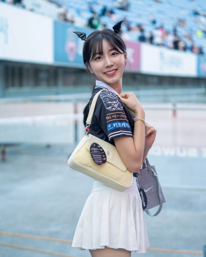 안지현