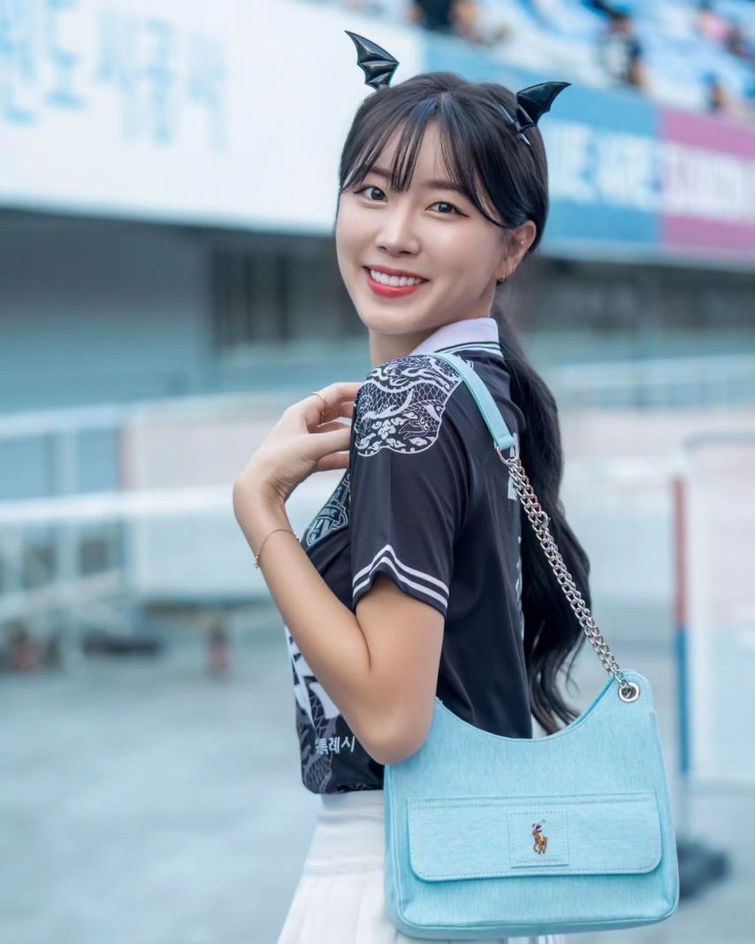 안지현