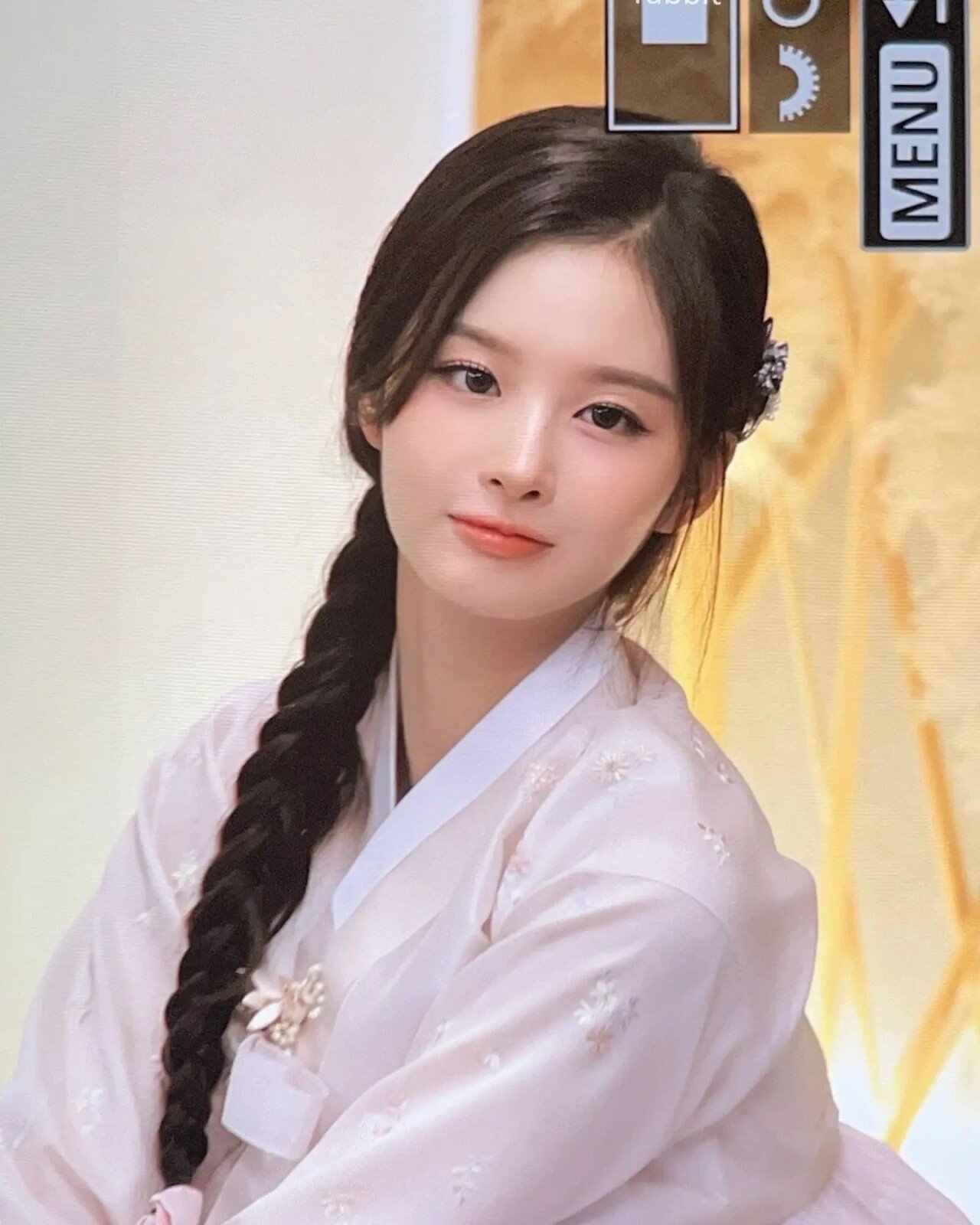 한복입은 엔믹스 설윤 ㄷㄷㄷ