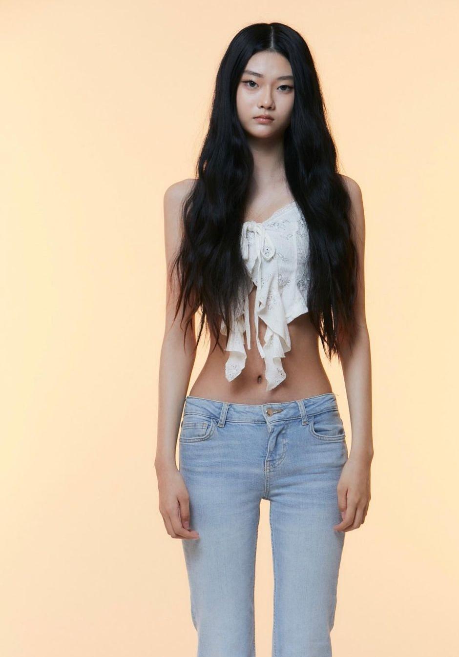 15살 179cm 중학생 신인 여자모델 오평화.gif