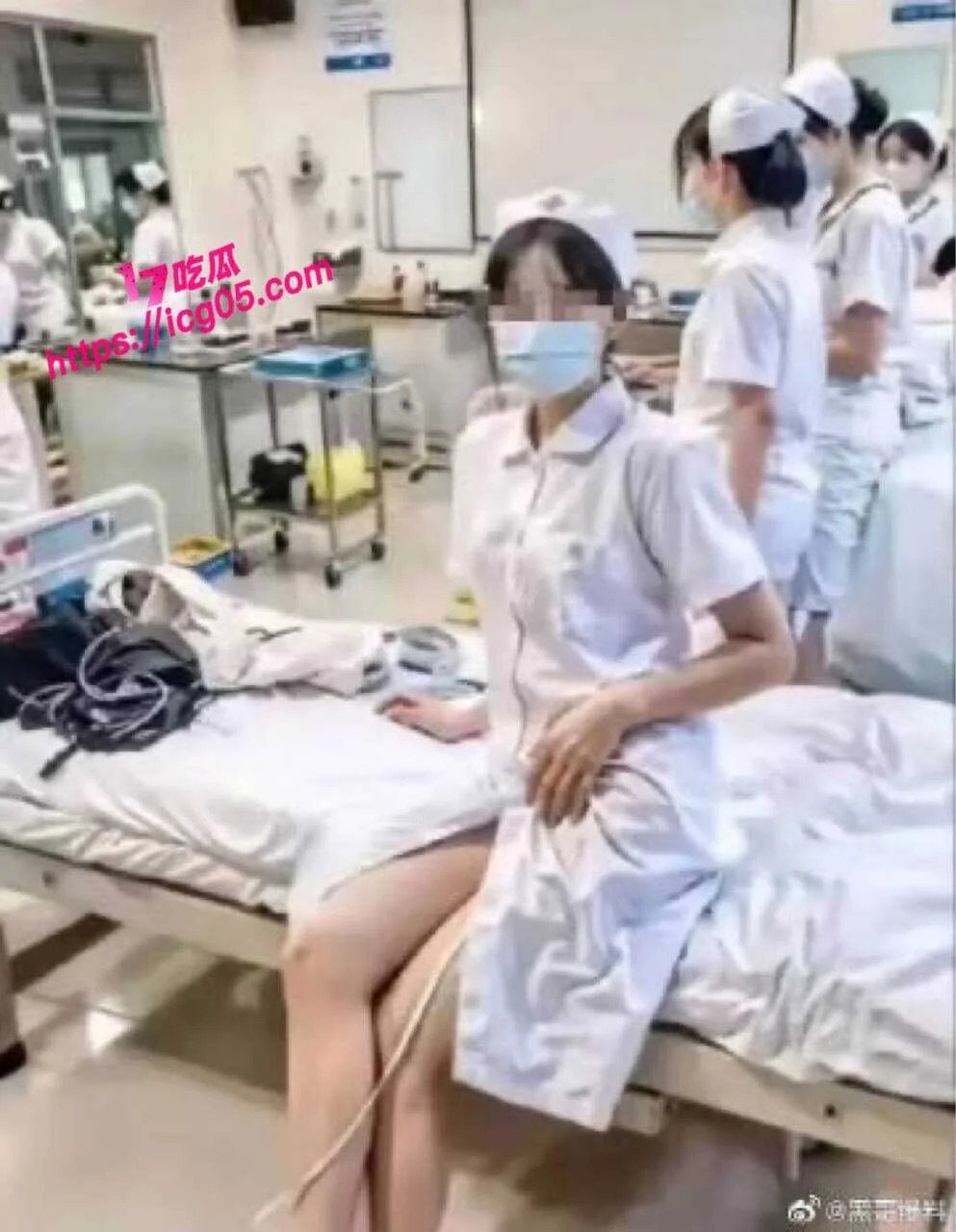 中, 50대 의사 2명과 성관계 맺은 27살 간호사