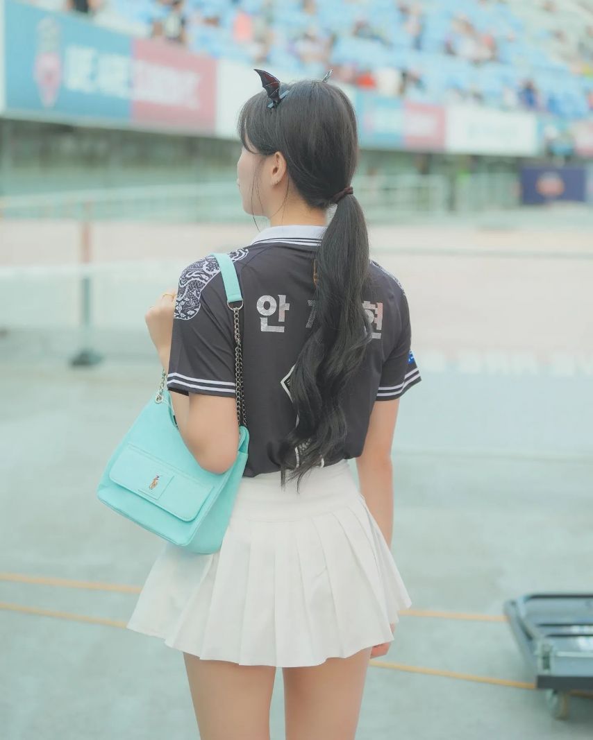 안지현
