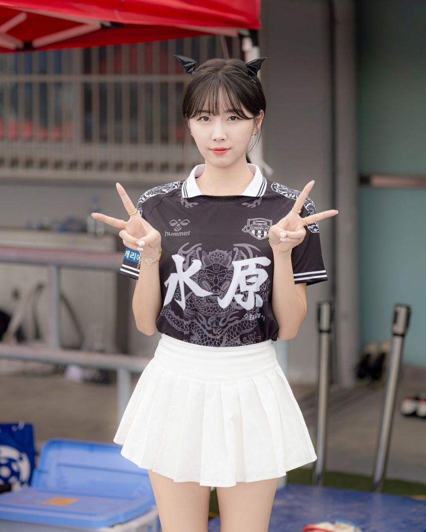 안지현