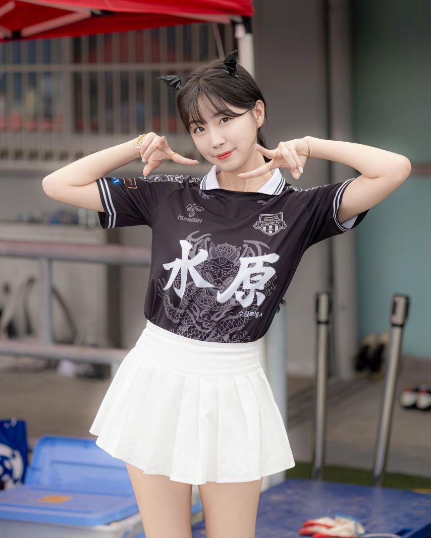 안지현
