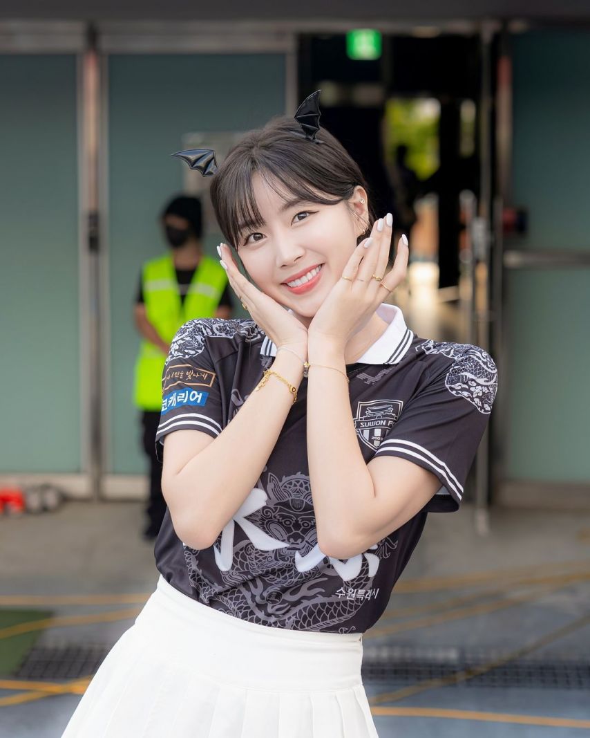 안지현