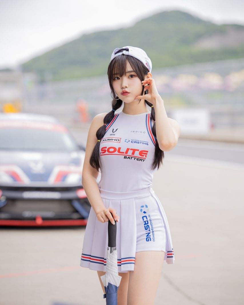 홍지은