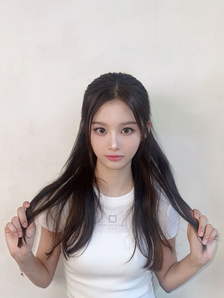설윤