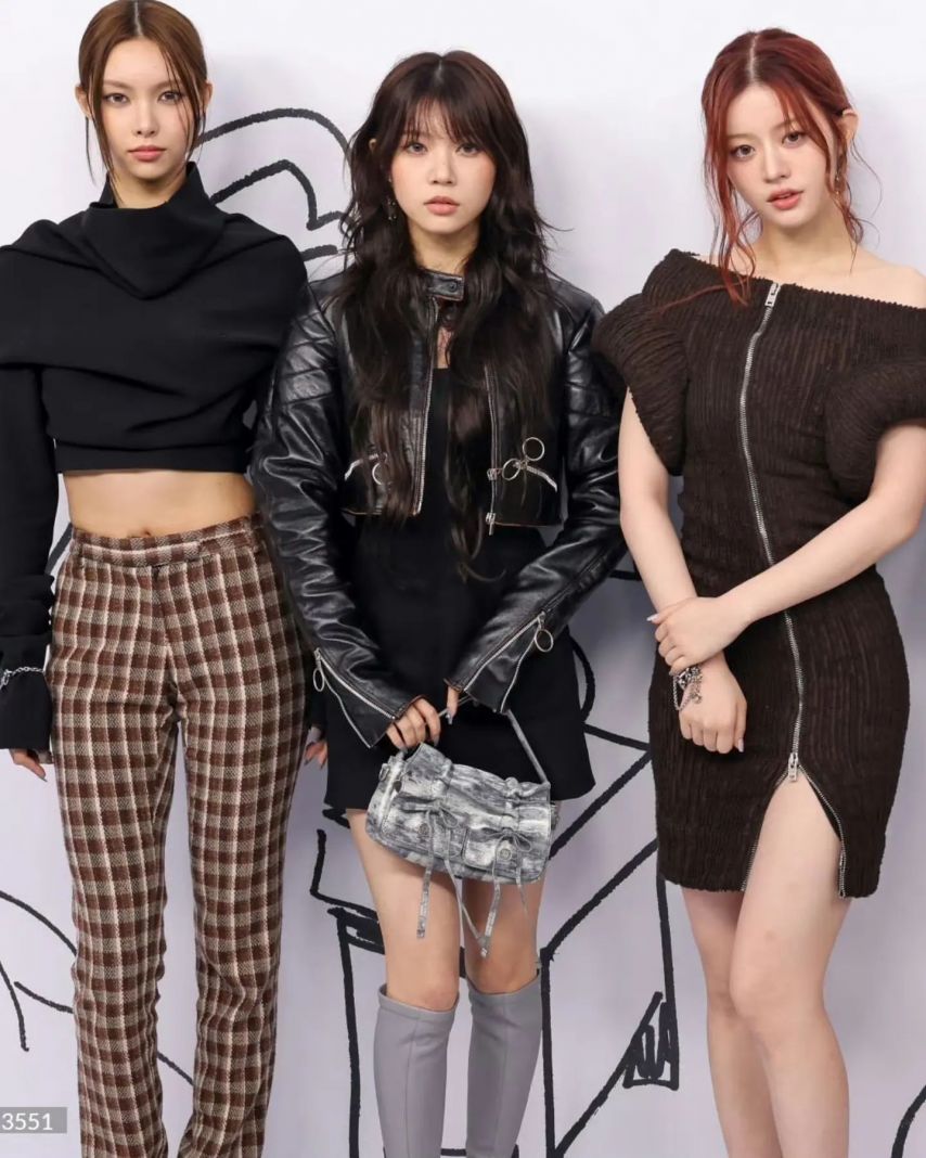 ILLIT(아일릿) 모카