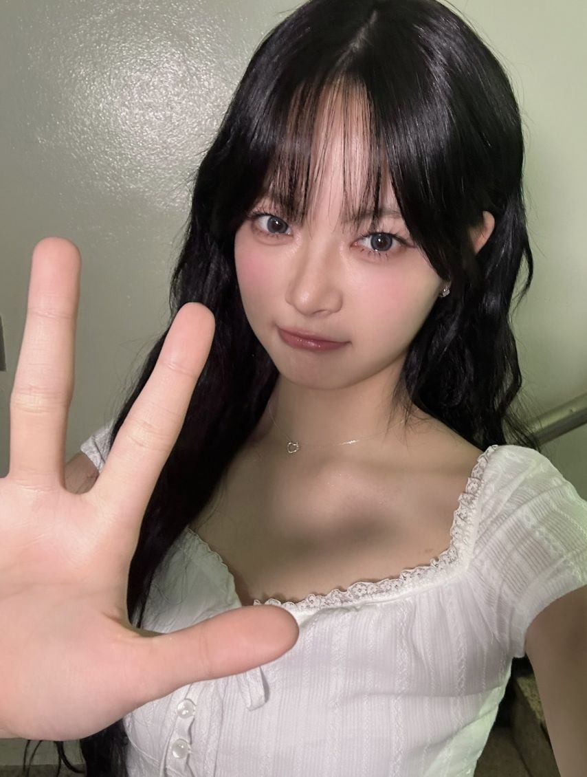 르세라핌 홍은채 뮤직뱅크