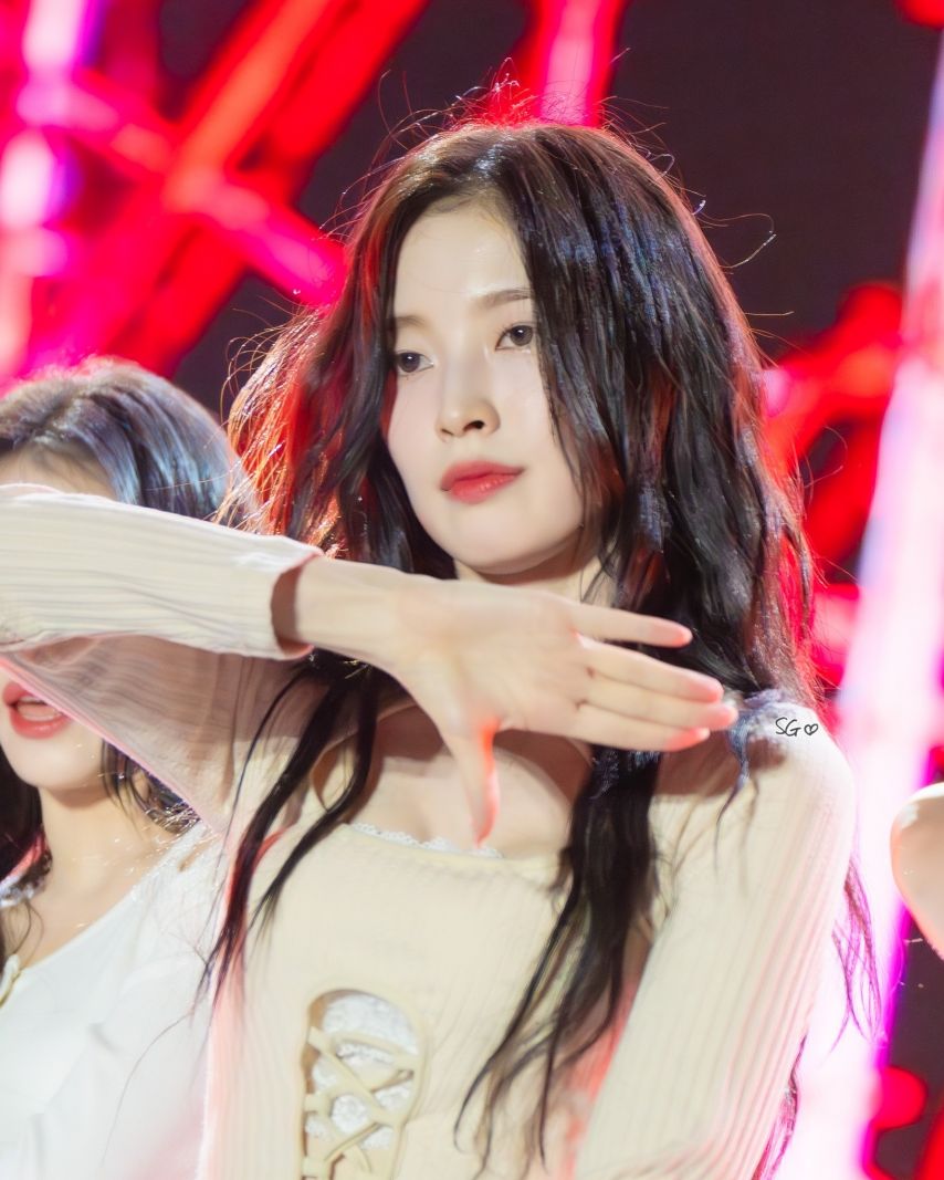 아린_ 유아_ 유빈 오마이걸 240928