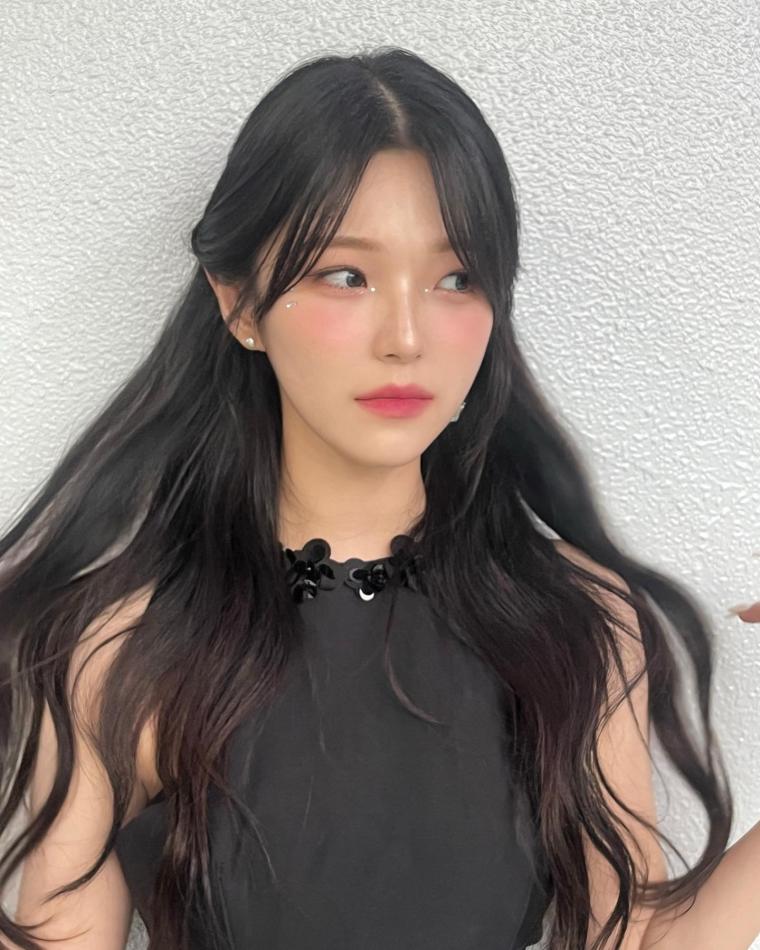 프로미스나인 백지헌