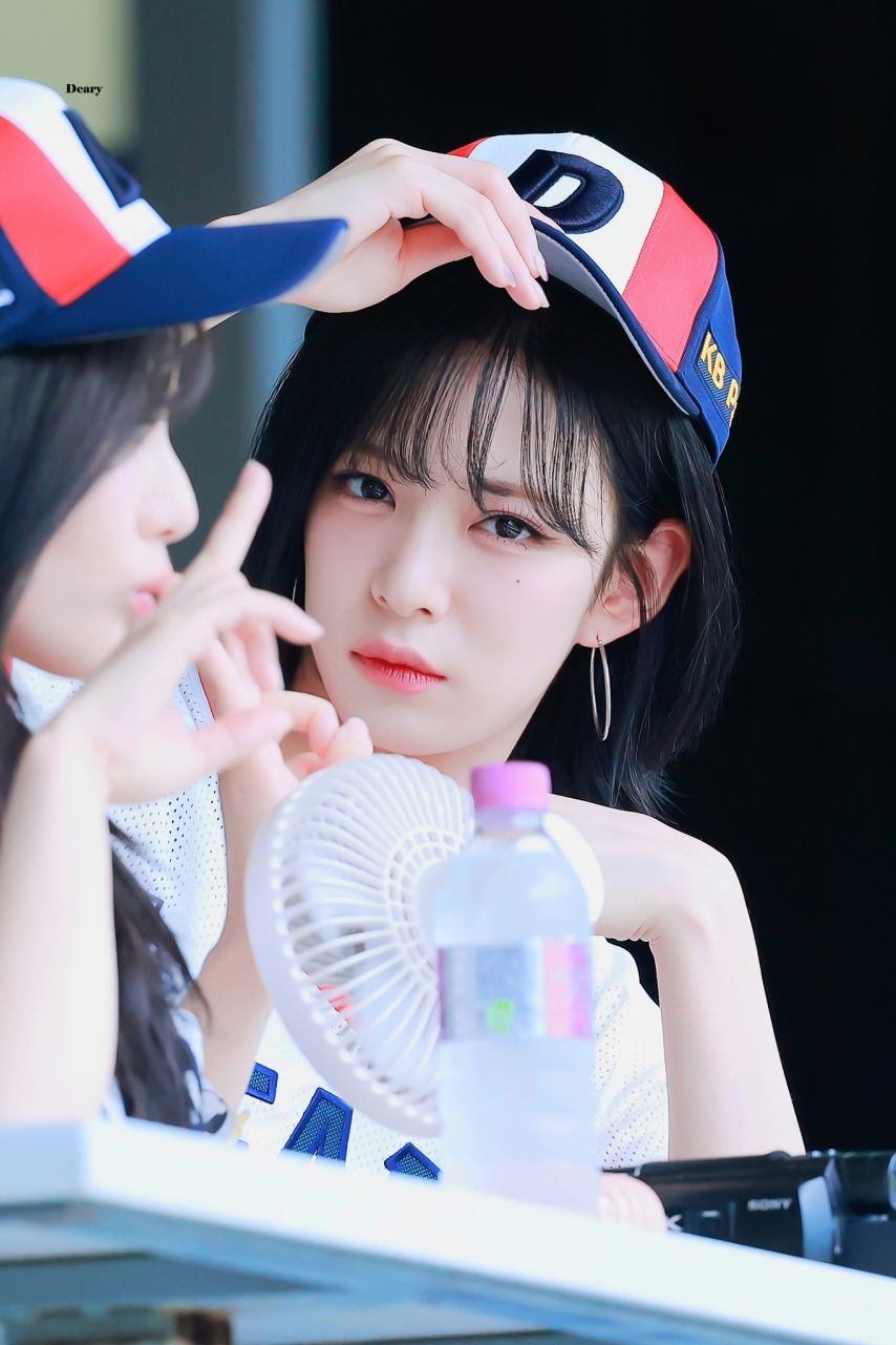 프로미스나인 이채영