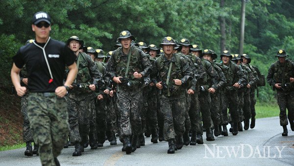 요즘 핫한 70년 전통의 런닝크루 ㄷㄷㄷ