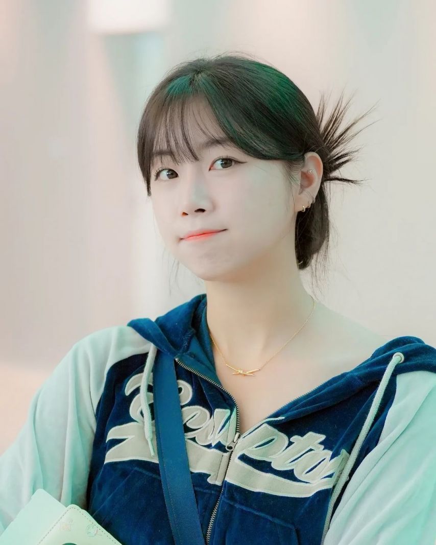 안지현
