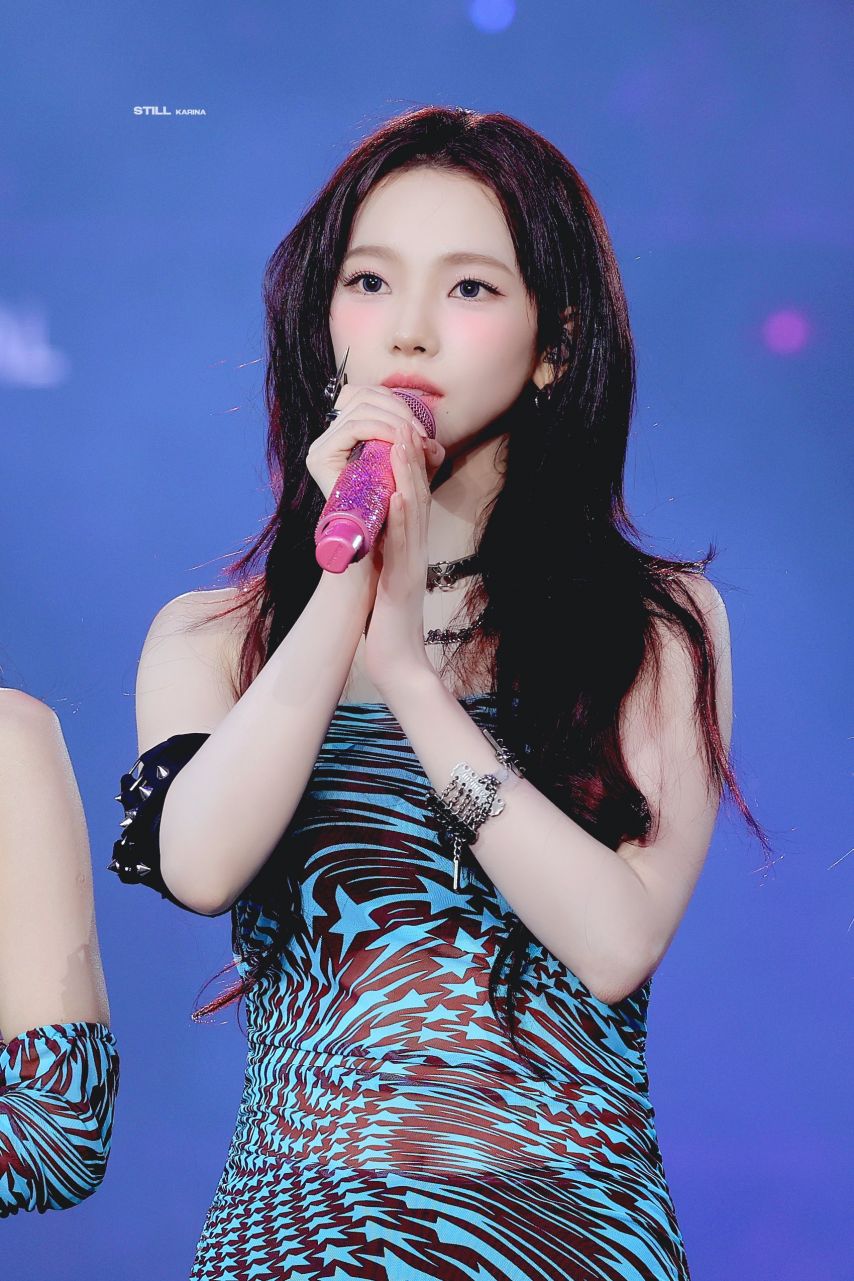 에스파 카리나
