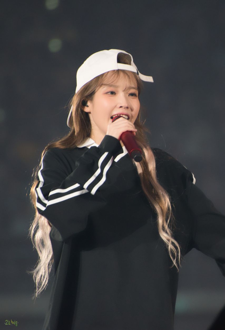 아이유 HER 콘 서울
