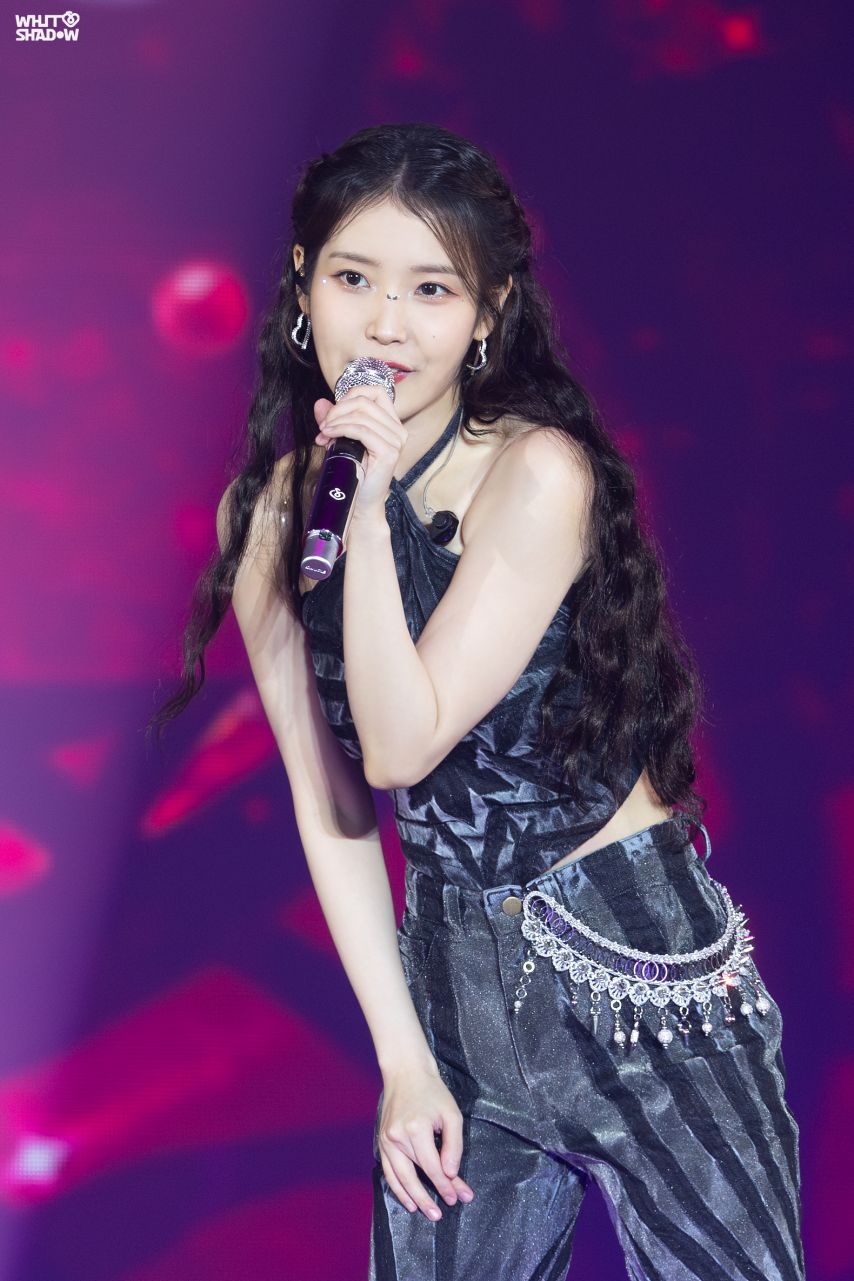 아이유 월드투어 콘서트 모음