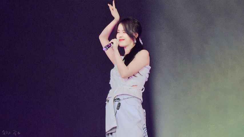 아이유 월드투어 콘서트 모음2