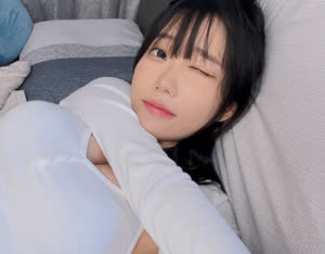 윙크하는 마젠타