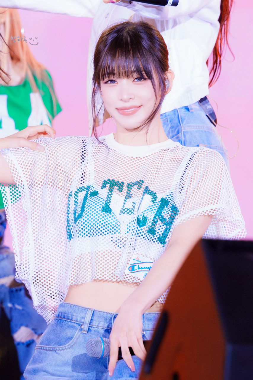 프로미스나인 이채영