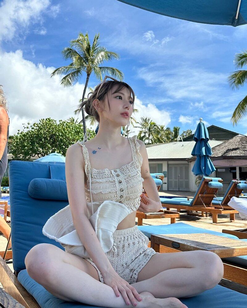르세라핌 사쿠라 휴양지