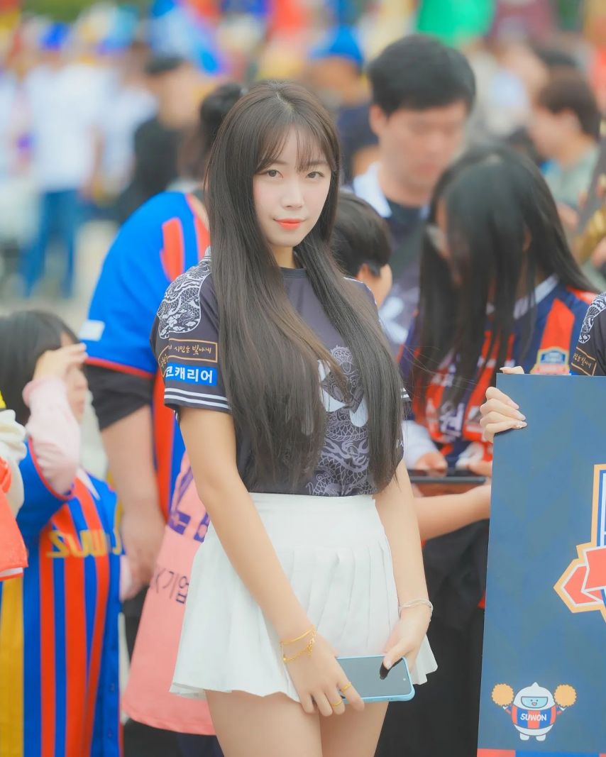 안지현