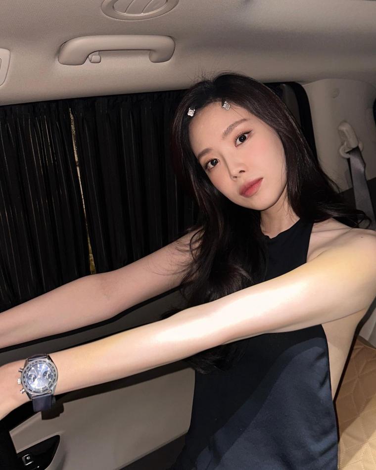 손나은