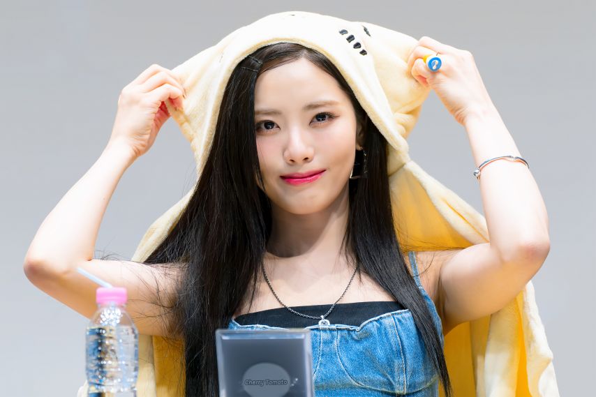프로미스나인 박지원