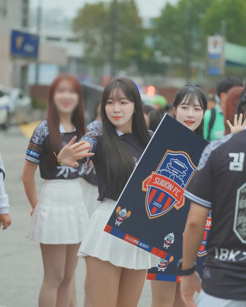 안지현