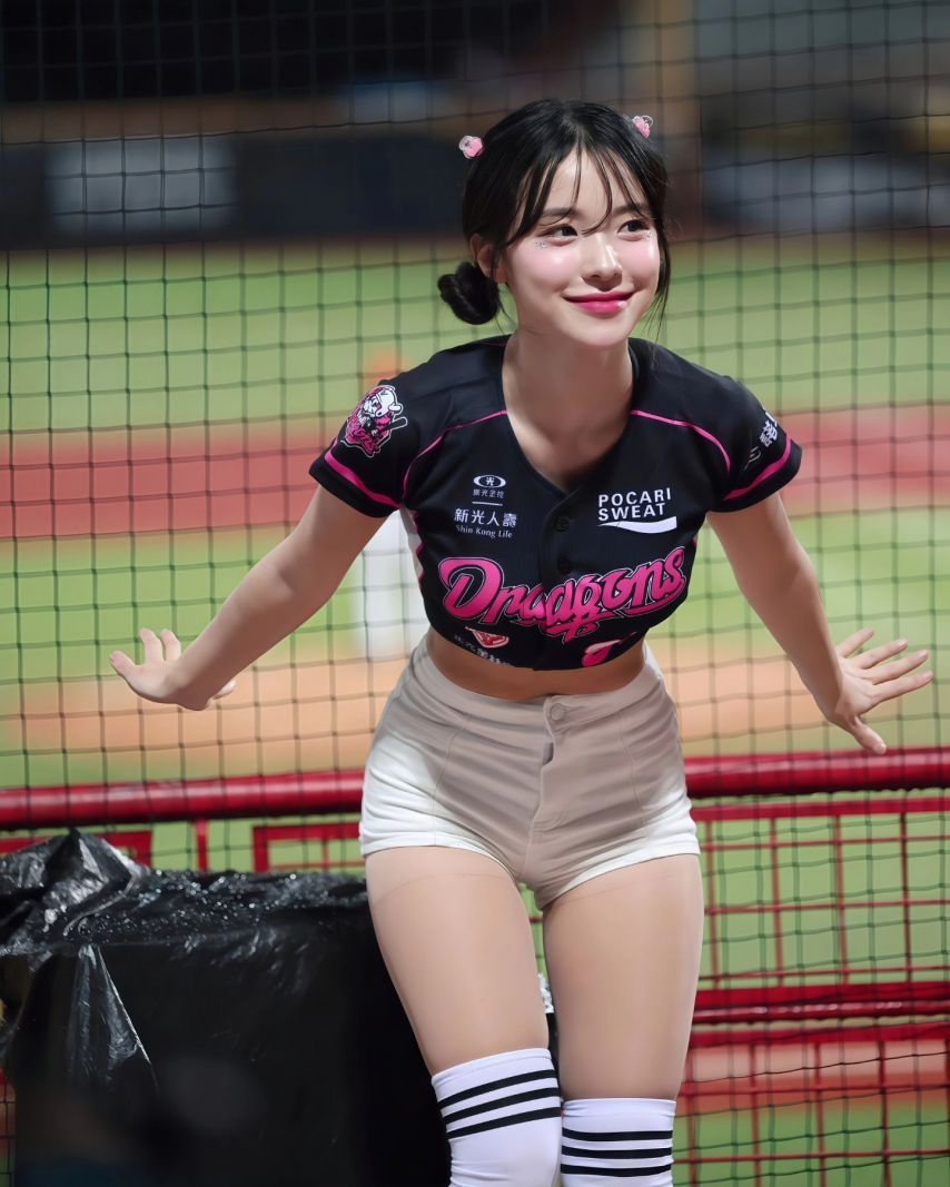 다혜는 대만에서 성공하더니 더 예뻐지고 더 귀엽네.jpgif