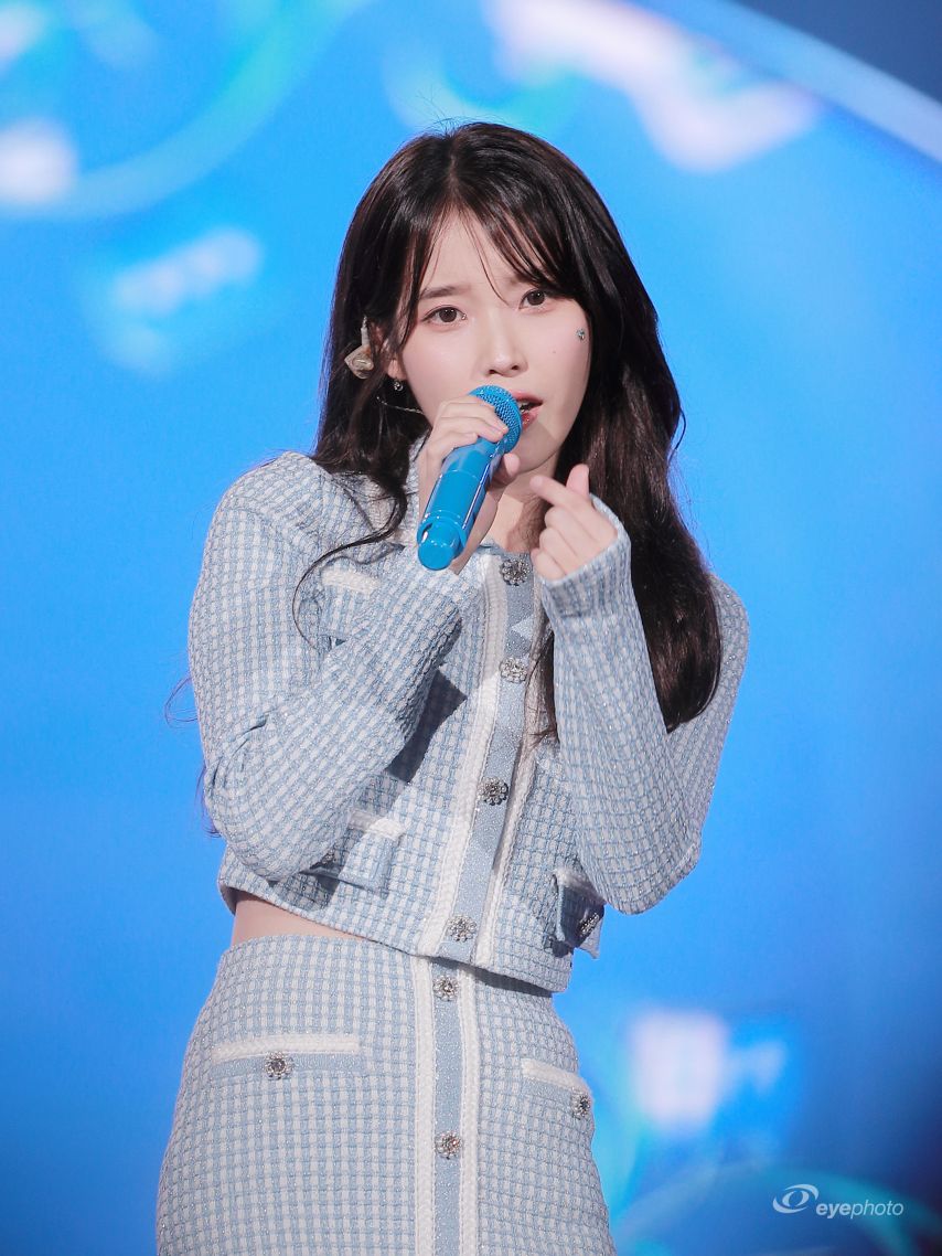 아이유 230917 우리모모콘