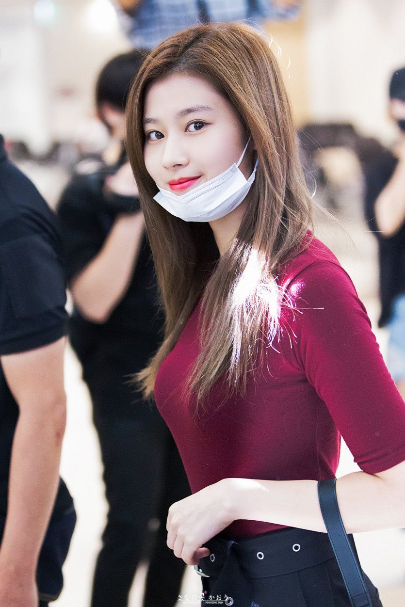 트와이스 사나