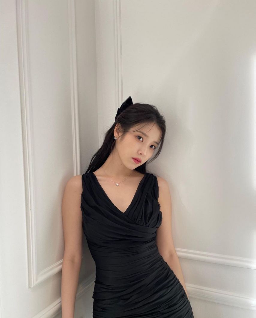 느낌 있는 아이유