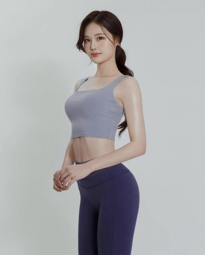 최홍라