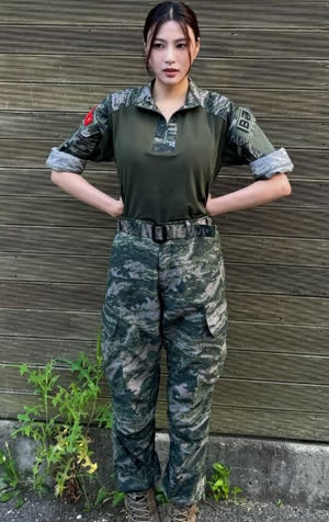 군복 입은 에이핑크 오하영 잘생긴 미모