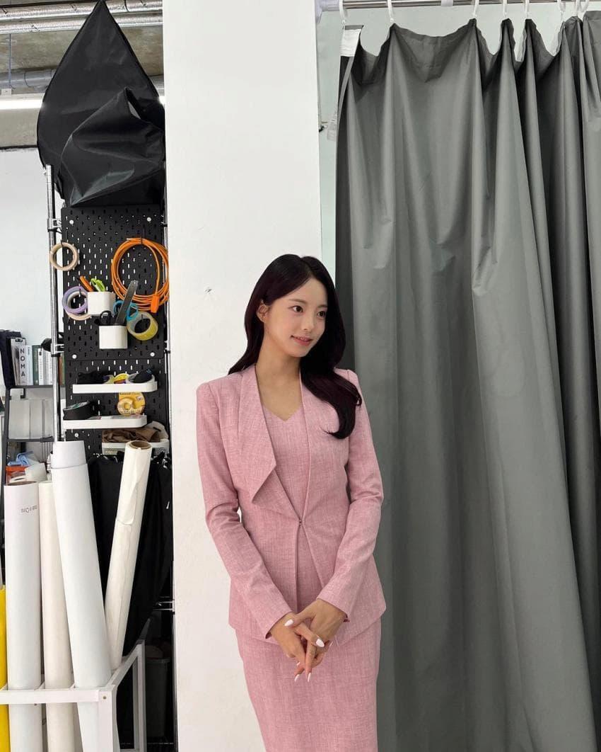 고민시 느낌의 제주방송 기상캐스터 [스압]